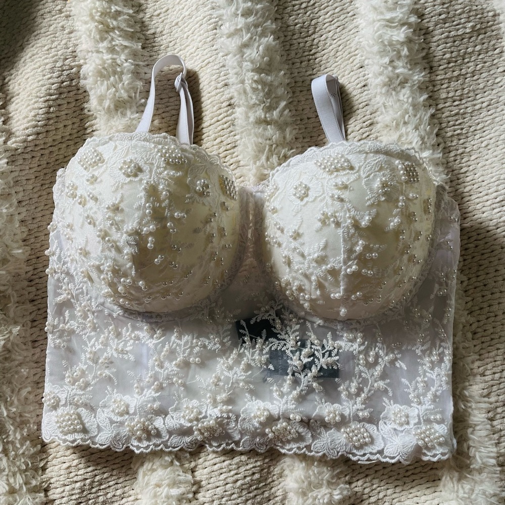 Windsor Pretty in Pearls Hand Beaded Bustier Top 🐇🤍🕯️